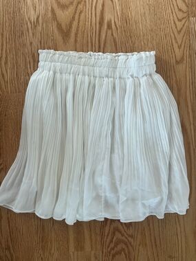 Adorable White Pleated Elastic-Waist Preppy Tennis Skirt Size S